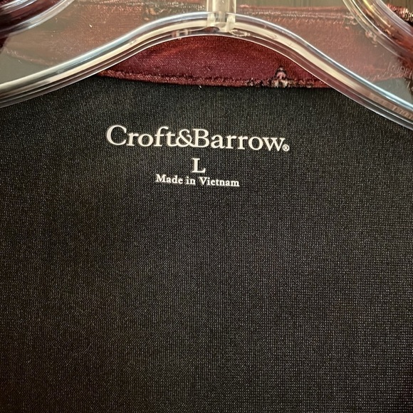 Croft & Barrow cranberry velvet , 3/4 sleeved top. Size Large - Picture 4 of 10